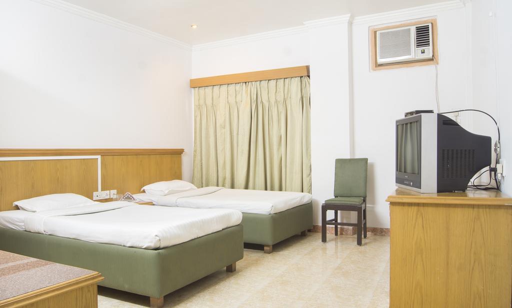 The Regency Hotel Dibrugarh Eksteriør billede